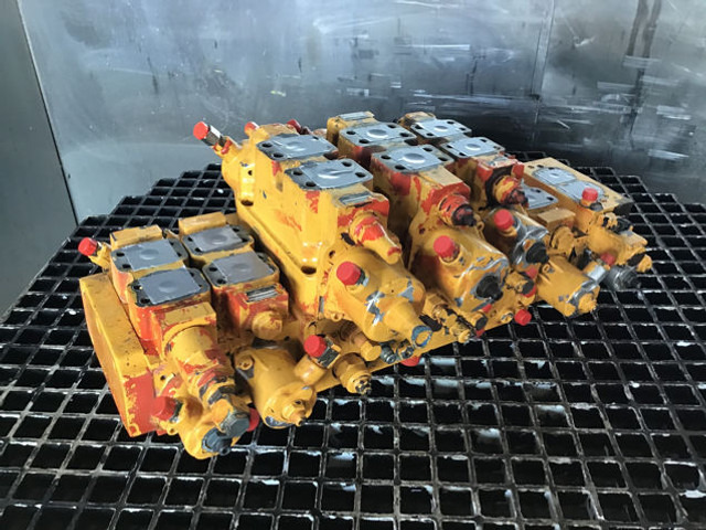 Liebherr Valveblock - عمود الحدبات: صور 3 Liebherr Valveblock - عمود الحدبات: صور 3