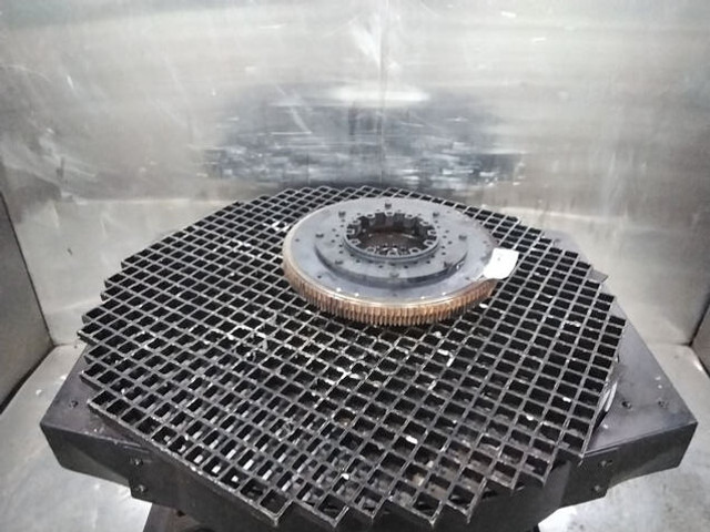 Liebherr flywheel - دولاب الموازنة: صور 1 Liebherr flywheel - دولاب الموازنة: صور 1