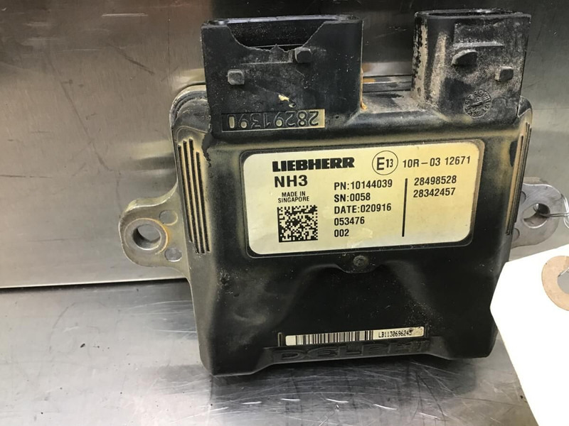 Liebherr - كتلة التحكم: صور 1 Liebherr - كتلة التحكم: صور 1