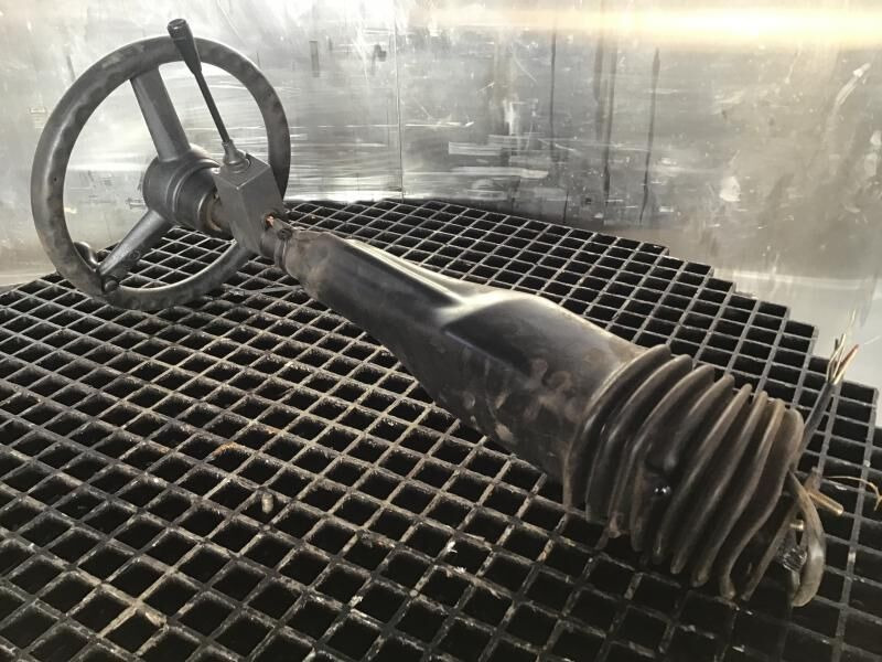 Liebherr - عمود التوجيه: صور 2 Liebherr - عمود التوجيه: صور 2