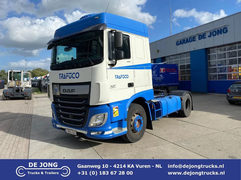DAF XF 106.440 SC / ADR / Stand Airco / PTO - شاحنة جرار: صور 1 DAF XF 106.440 SC / ADR / Stand Airco / PTO - شاحنة جرار: صور 1
