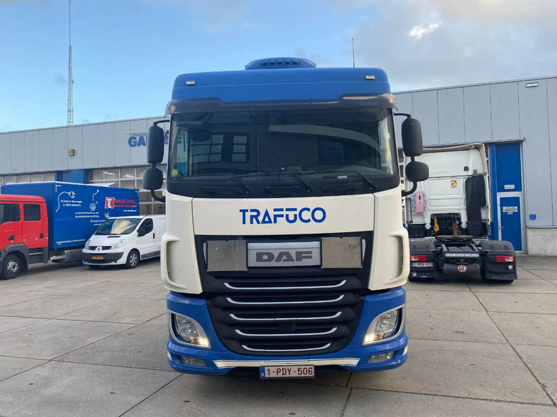 DAF XF 106.440 SC / ADR / Stand Airco / PTO - شاحنة جرار: صور 2 DAF XF 106.440 SC / ADR / Stand Airco / PTO - شاحنة جرار: صور 2