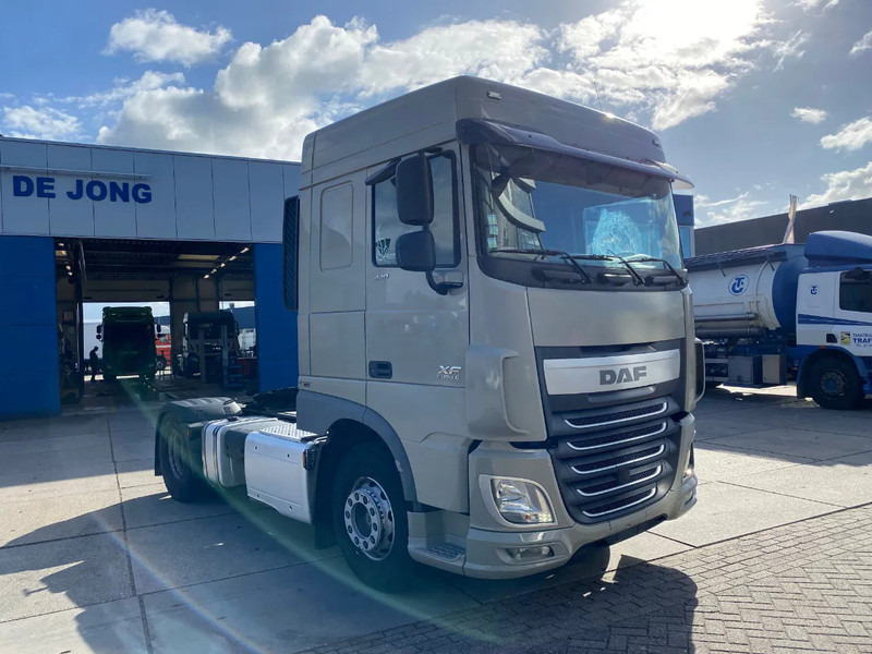 DAF XF 106.440 SC / Hydraulic - شاحنة جرار: صور 3 DAF XF 106.440 SC / Hydraulic - شاحنة جرار: صور 3