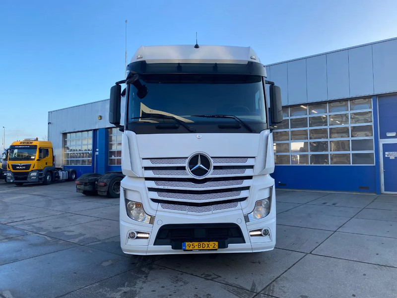 Mercedes-Benz Actros 1842 Big space / Automatic - شاحنة جرار: صور 2 Mercedes-Benz Actros 1842 Big space / Automatic - شاحنة جرار: صور 2