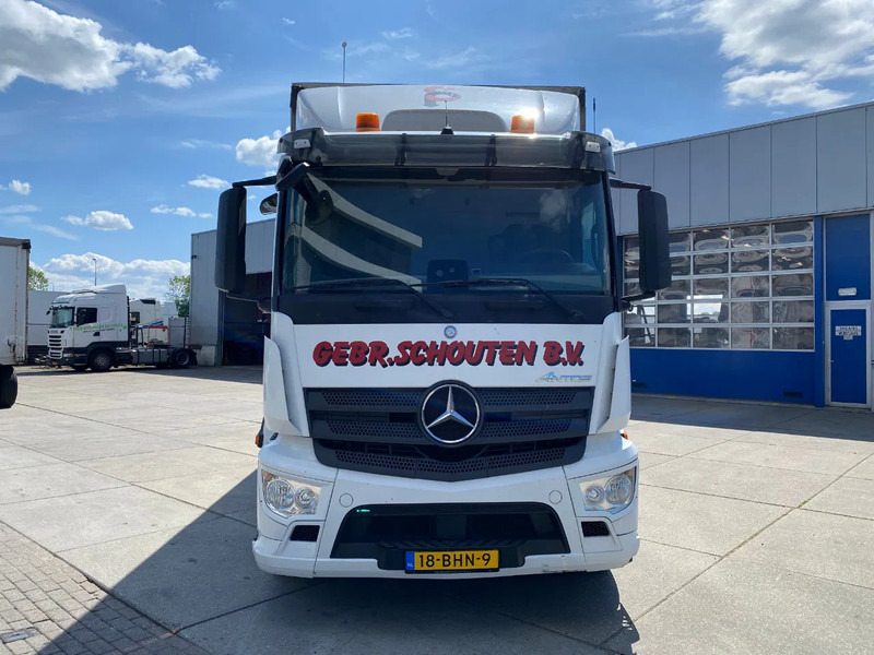 Mercedes-Benz Antos 2840 / 6x2/4 / Tautliner / Kooiaap - شاحنة ستارة: صور 2 Mercedes-Benz Antos 2840 / 6x2/4 / Tautliner / Kooiaap - شاحنة ستارة: صور 2