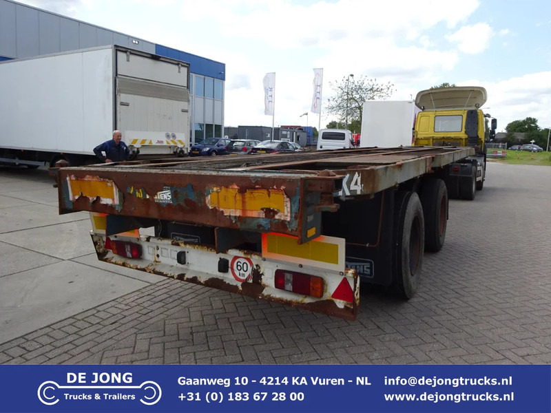 Pacton 40 FT Container Chassis / Steel Supsension / Double Air - شاحنات الحاويات / جسم علوي قابل للتغيير نصف مقطورة: صور 1 Pacton 40 FT Container Chassis / Steel Supsension / Double Air - شاحنات الحاويات / جسم علوي قابل للتغيير نصف مقطورة: صور 1