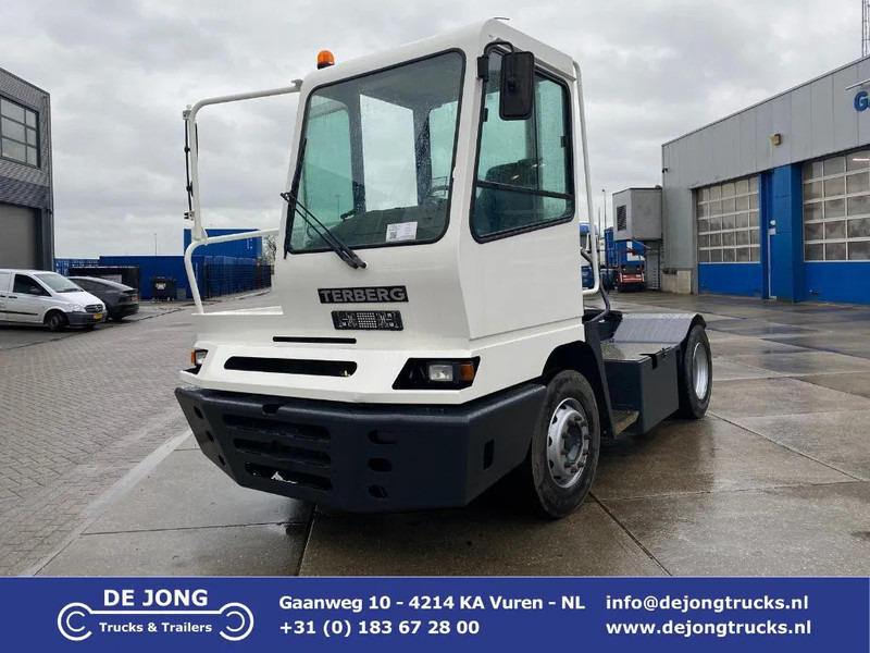 Terberg YT 182 4x2 / Terminal Tractor - جرارات صالات المطارات: صور 1 Terberg YT 182 4x2 / Terminal Tractor - جرارات صالات المطارات: صور 1