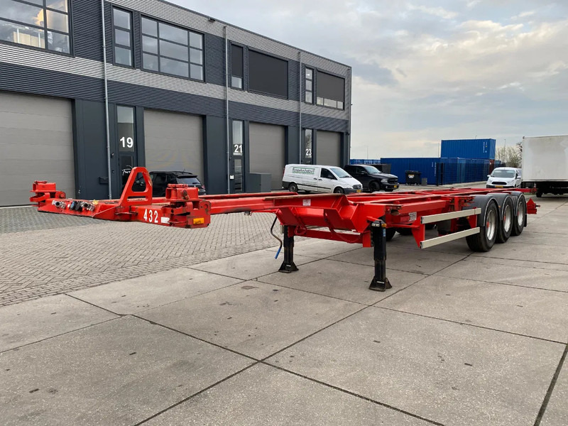 Van Hool S00149 / Container Chassis / 40FT / BPW + Drum - شاحنات الحاويات / جسم علوي قابل للتغيير نصف مقطورة: صور 4 Van Hool S00149 / Container Chassis / 40FT / BPW + Drum - شاحنات الحاويات / جسم علوي قابل للتغيير نصف مقطورة: صور 4