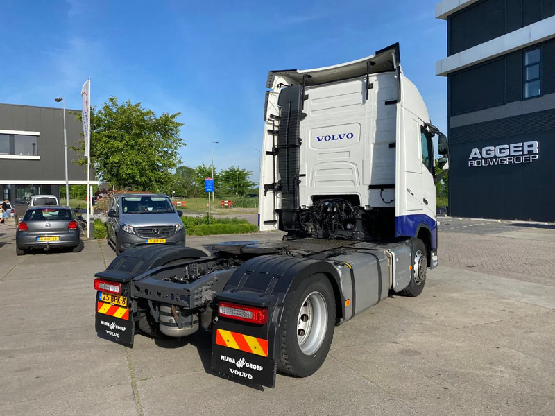Volvo FH 13.460 Globetrotter / I-Save - شاحنة جرار: صور 5 Volvo FH 13.460 Globetrotter / I-Save - شاحنة جرار: صور 5