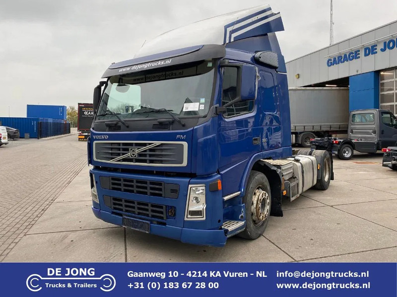 Volvo FM 300 Automatic / Euro 5 / 2x Tank - شاحنة جرار: صور 1 Volvo FM 300 Automatic / Euro 5 / 2x Tank - شاحنة جرار: صور 1