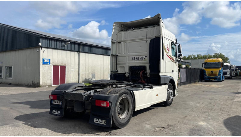 DAF XF 530 Retarder+ Kipperhydrauliek+ koelkast - شاحنة جرار: صور 5 DAF XF 530 Retarder+ Kipperhydrauliek+ koelkast - شاحنة جرار: صور 5