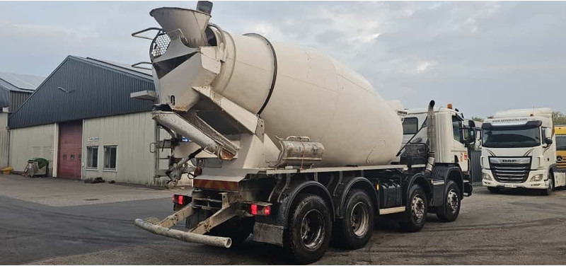 Scania P410 Mixer 9m3 LIEBHERR - شاحنة خلاطة خرسانة: صور 5 Scania P410 Mixer 9m3 LIEBHERR - شاحنة خلاطة خرسانة: صور 5