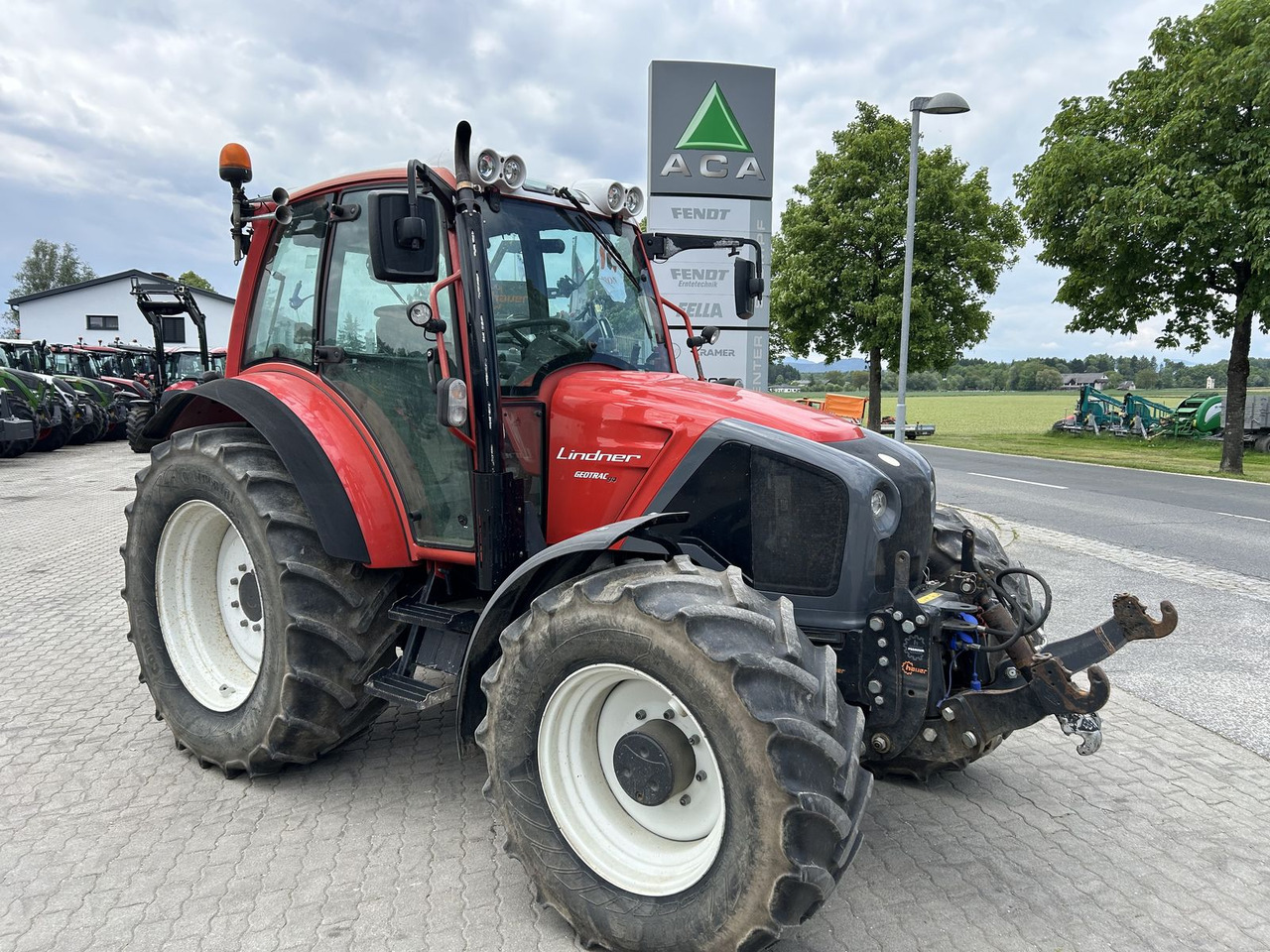 Lindner Geotrac 94 - جرار: صور 1 Lindner Geotrac 94 - جرار: صور 1