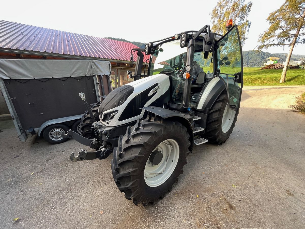 Valtra G135 VERSU - جرار: صور 2 Valtra G135 VERSU - جرار: صور 2