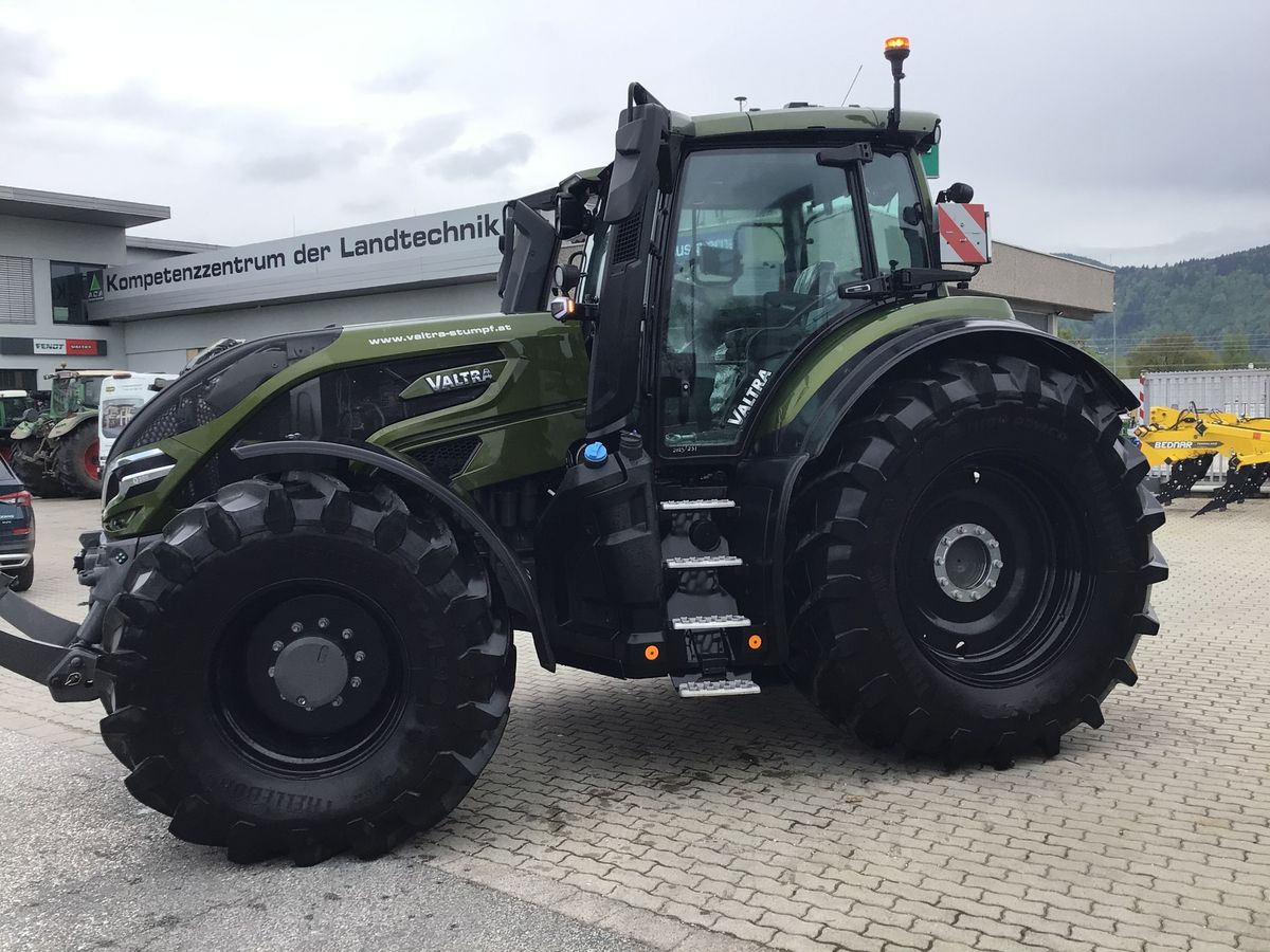 Valtra Q305 - جرار: صور 3 Valtra Q305 - جرار: صور 3