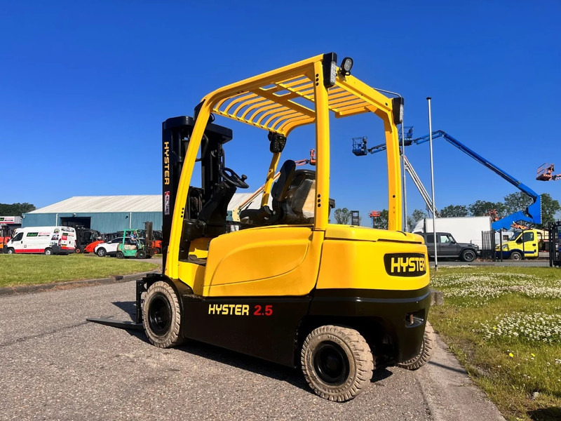 Hyster J2.5XN - رافعة شوكية كهربائية: صور 4 Hyster J2.5XN - رافعة شوكية كهربائية: صور 4