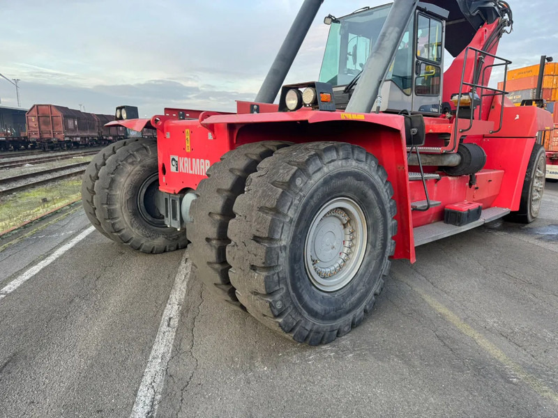 Kalmar DRF450-65S5 - رافعات حاويات: صور 3 Kalmar DRF450-65S5 - رافعات حاويات: صور 3