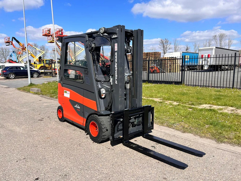 Linde E35HL-01 - رافعة شوكية كهربائية: صور 3 Linde E35HL-01 - رافعة شوكية كهربائية: صور 3