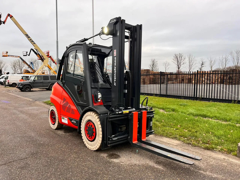 Linde H50T-02 - رافعة شوكية تعمل بالغاز: صور 3 Linde H50T-02 - رافعة شوكية تعمل بالغاز: صور 3