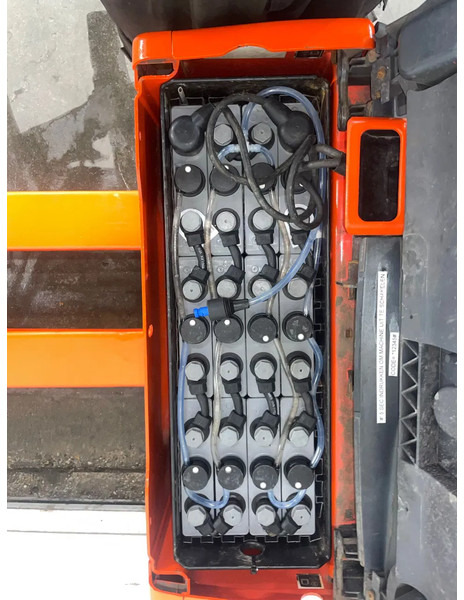 Linde T18 - معدات الرفع منخفض المستوى: صور 5 Linde T18 - معدات الرفع منخفض المستوى: صور 5