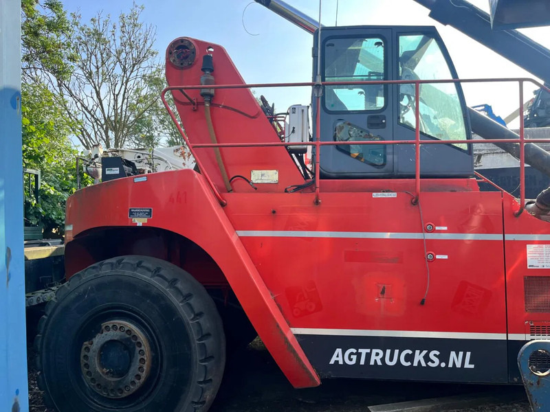 Terex Fantuzzi CS45KM FOR PARTS - رافعات حاويات: صور 3 Terex Fantuzzi CS45KM FOR PARTS - رافعات حاويات: صور 3