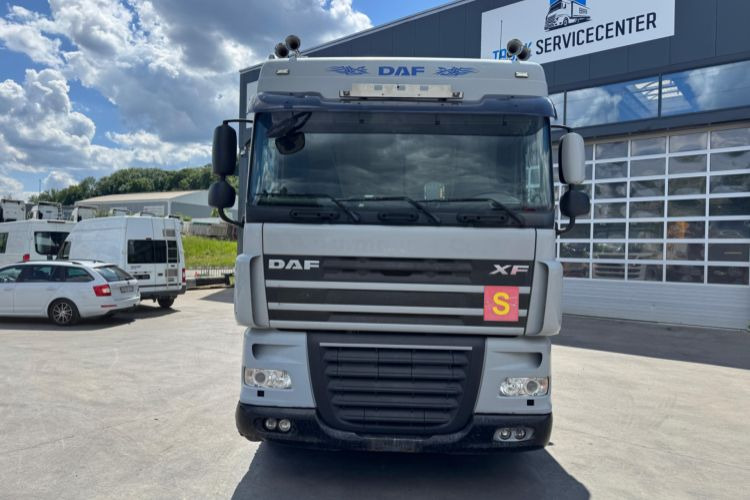 DAF XF510 Effer 255-5 6x2 SZM/Pritsche - شاحنة كرين: صور 3 DAF XF510 Effer 255-5 6x2 SZM/Pritsche - شاحنة كرين: صور 3