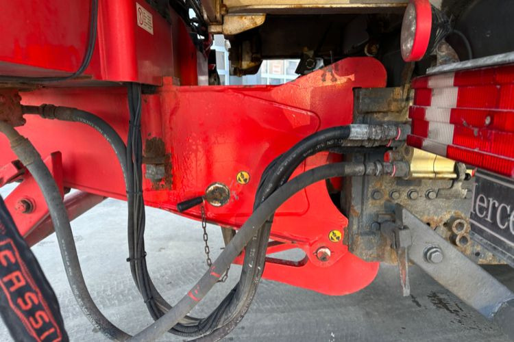 FASSI | 185-5 mit Heckkonsole - شاحنة: صور 5 FASSI | 185-5 mit Heckkonsole - شاحنة: صور 5