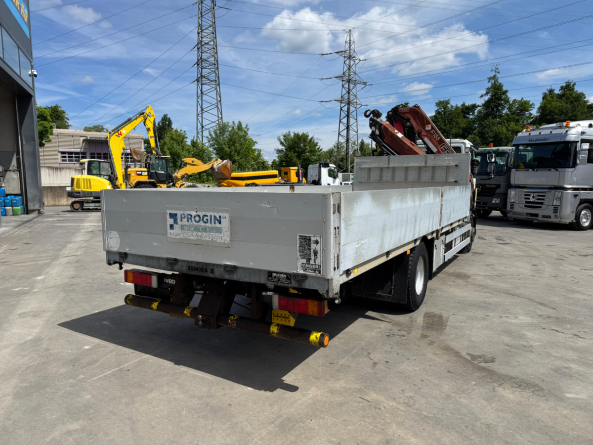 IVECO Eurocargo 160E28 Fassi 135-4 - شاحنة كرين: صور 5 IVECO Eurocargo 160E28 Fassi 135-4 - شاحنة كرين: صور 5