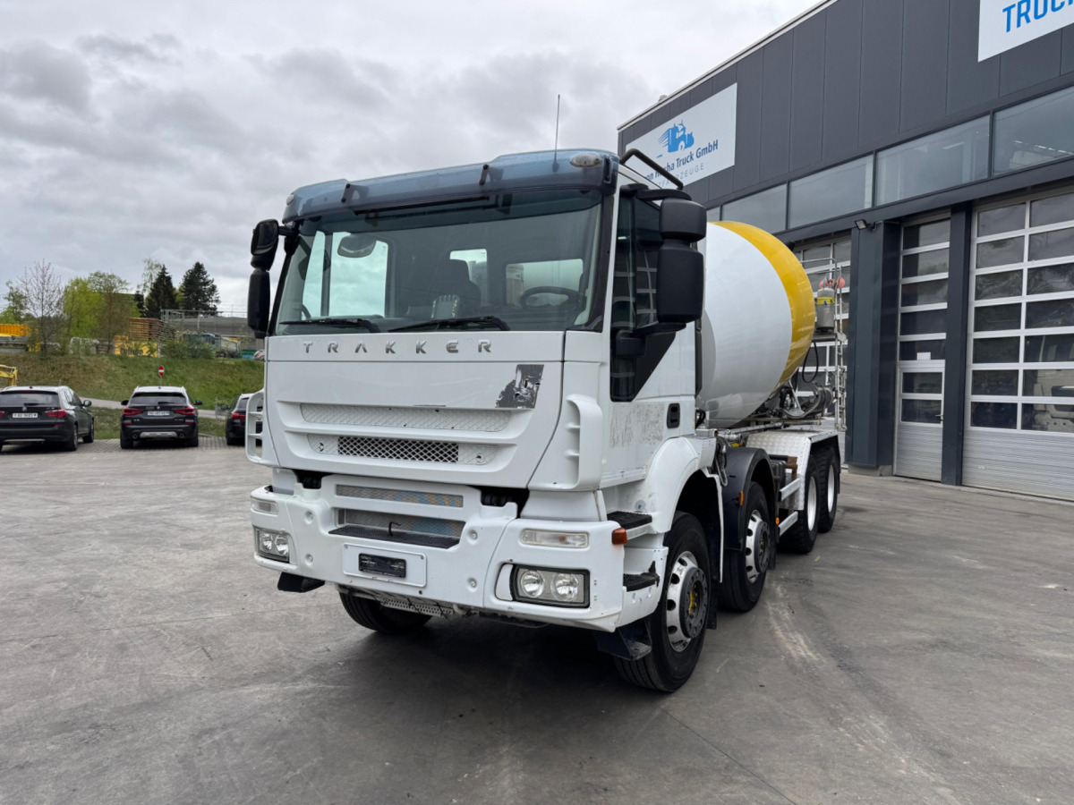IVECO Trakker 450 8x4 (Liebherr 9m3 2018) - شاحنة خلاطة خرسانة: صور 1 IVECO Trakker 450 8x4 (Liebherr 9m3 2018) - شاحنة خلاطة خرسانة: صور 1