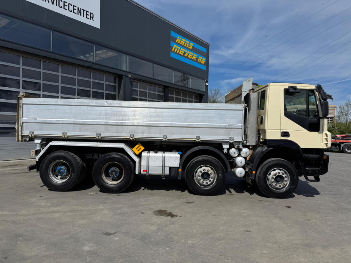 IVECO Trakker 450 8x4 - قلابات: صور 5 IVECO Trakker 450 8x4 - قلابات: صور 5