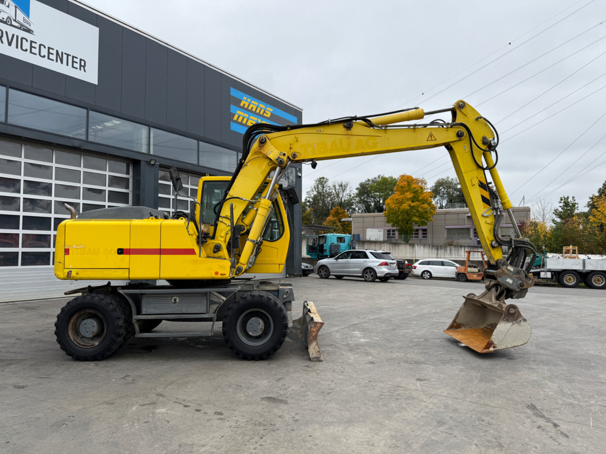 LIEBHERR 900 C 3xBuckets - حفارة على عجلات: صور 4 LIEBHERR 900 C 3xBuckets - حفارة على عجلات: صور 4