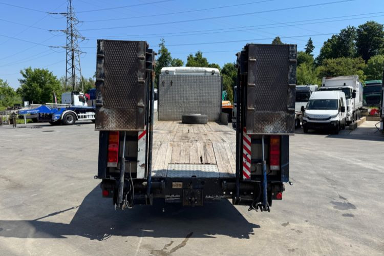 MAN TGA 18.413 4x2 BaggerTaxi - شاحنة نقل سيارات شاحنة: صور 5 MAN TGA 18.413 4x2 BaggerTaxi - شاحنة نقل سيارات شاحنة: صور 5