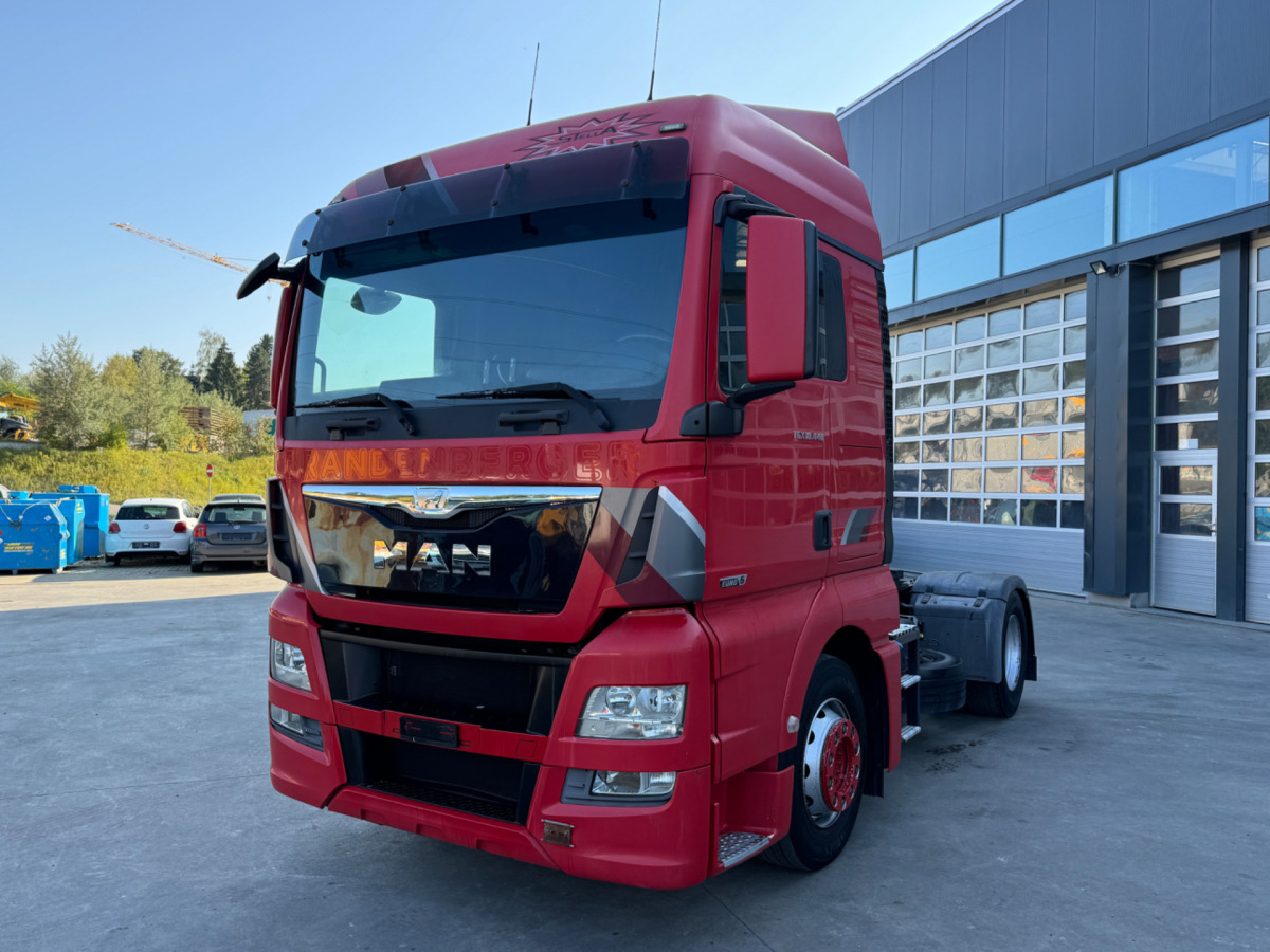 MAN TGX 18.440 C0712 - شاحنة جرار: صور 1 MAN TGX 18.440 C0712 - شاحنة جرار: صور 1
