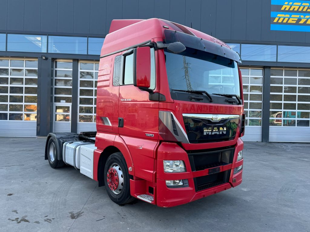 MAN TGX 18.440 C0712 - شاحنة جرار: صور 3 MAN TGX 18.440 C0712 - شاحنة جرار: صور 3