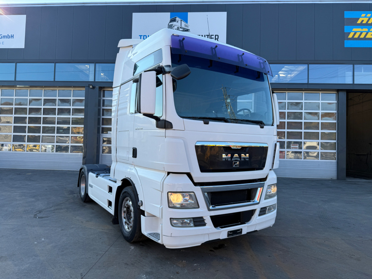 MAN TGX 18.480 4x2 Hydraulik - شاحنة جرار: صور 3 MAN TGX 18.480 4x2 Hydraulik - شاحنة جرار: صور 3