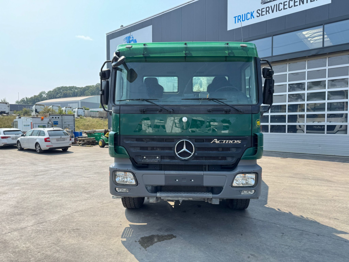 MERCEDES Actros 3244 8x4 Liebherr 9m3 - شاحنة خلاطة خرسانة: صور 2 MERCEDES Actros 3244 8x4 Liebherr 9m3 - شاحنة خلاطة خرسانة: صور 2