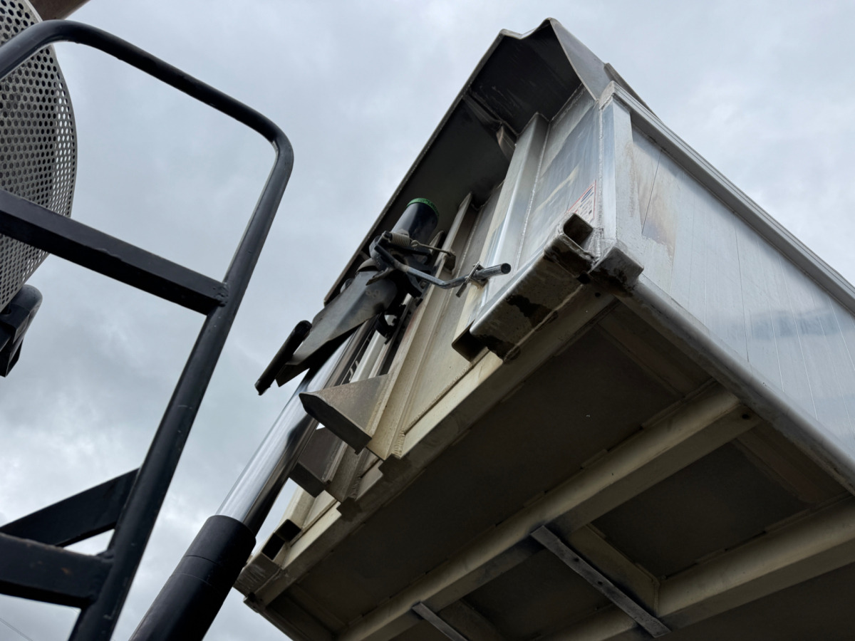 MERCEDES Actros 3248 8x4 Rückwärtskipper - قلابات: صور 4 MERCEDES Actros 3248 8x4 Rückwärtskipper - قلابات: صور 4