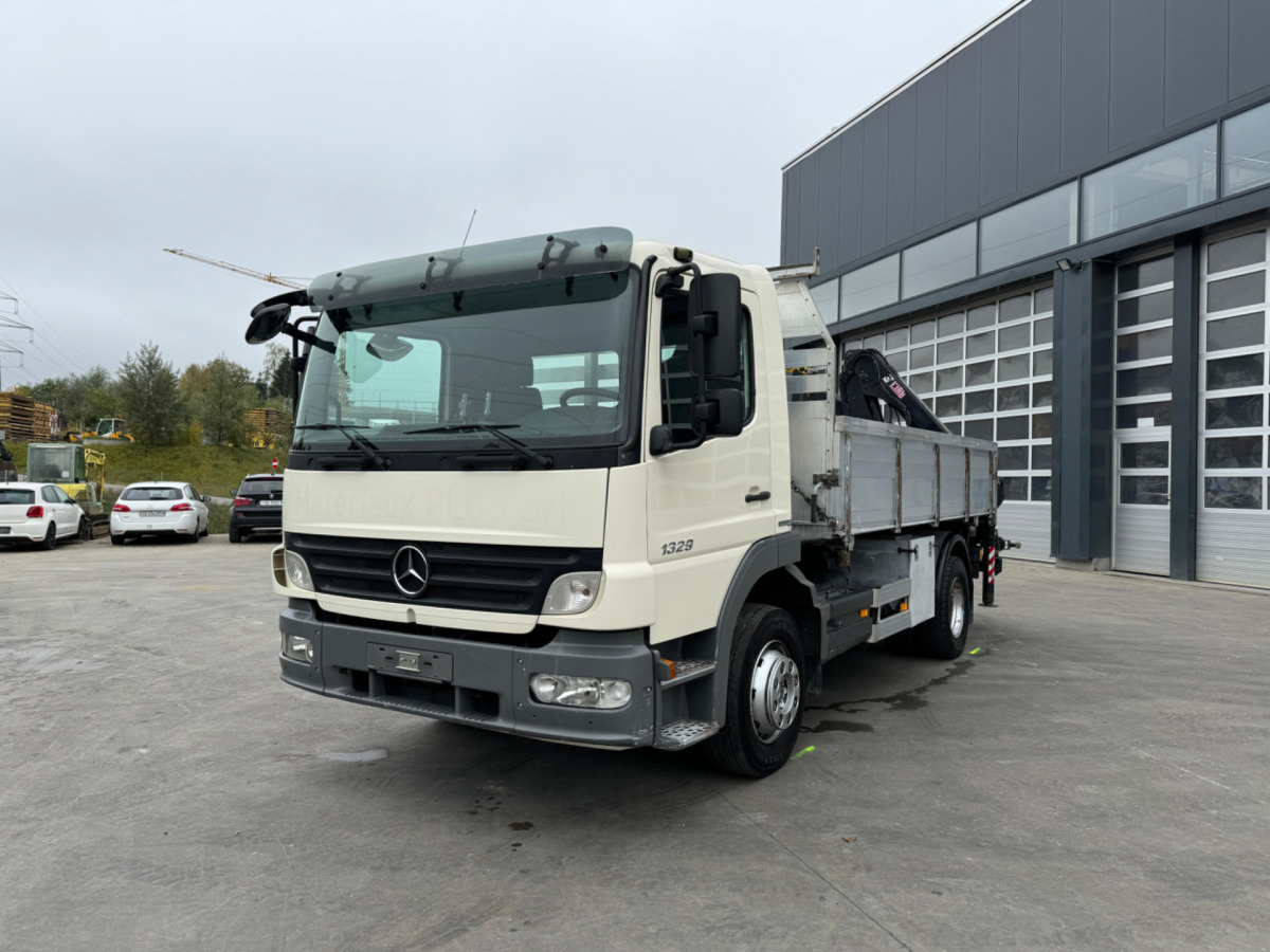 MERCEDES Atego 1329 4x2 Hiab 088-2 - قلابات, شاحنة كرين: صور 2 MERCEDES Atego 1329 4x2 Hiab 088-2 - قلابات, شاحنة كرين: صور 2
