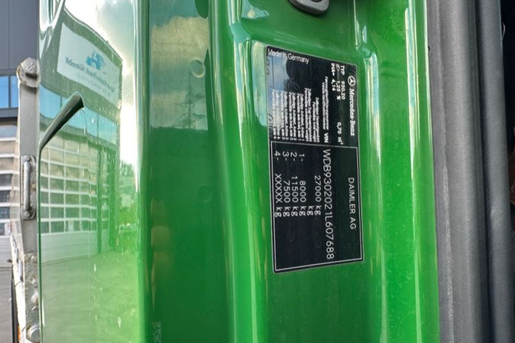 Mercedes-Benz 2551 V8 6x2 Fassi 185-5 Bj.2020 - قلابات, شاحنة كرين: صور 5 Mercedes-Benz 2551 V8 6x2 Fassi 185-5 Bj.2020 - قلابات, شاحنة كرين: صور 5