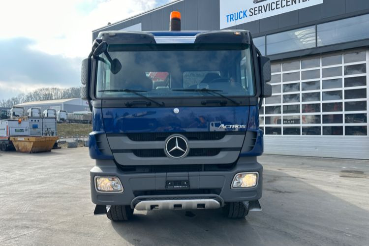 Mercedes-Benz Actros 2648 6x4/4 Fassi455 SZM/Pritsche - شاحنة كرين, شاحنات مسطحة: صور 3 Mercedes-Benz Actros 2648 6x4/4 Fassi455 SZM/Pritsche - شاحنة كرين, شاحنات مسطحة: صور 3