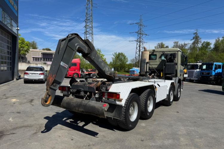 Mercedes-Benz Actros 3244 8x4 Hiab 26T AHK - شاحنة ذات الخطاف: صور 5 Mercedes-Benz Actros 3244 8x4 Hiab 26T AHK - شاحنة ذات الخطاف: صور 5