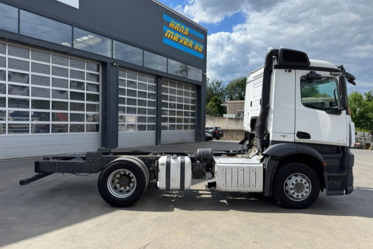 Mercedes-Benz Antos 1851 4x2 - الشاسيه شاحنة: صور 4 Mercedes-Benz Antos 1851 4x2 - الشاسيه شاحنة: صور 4