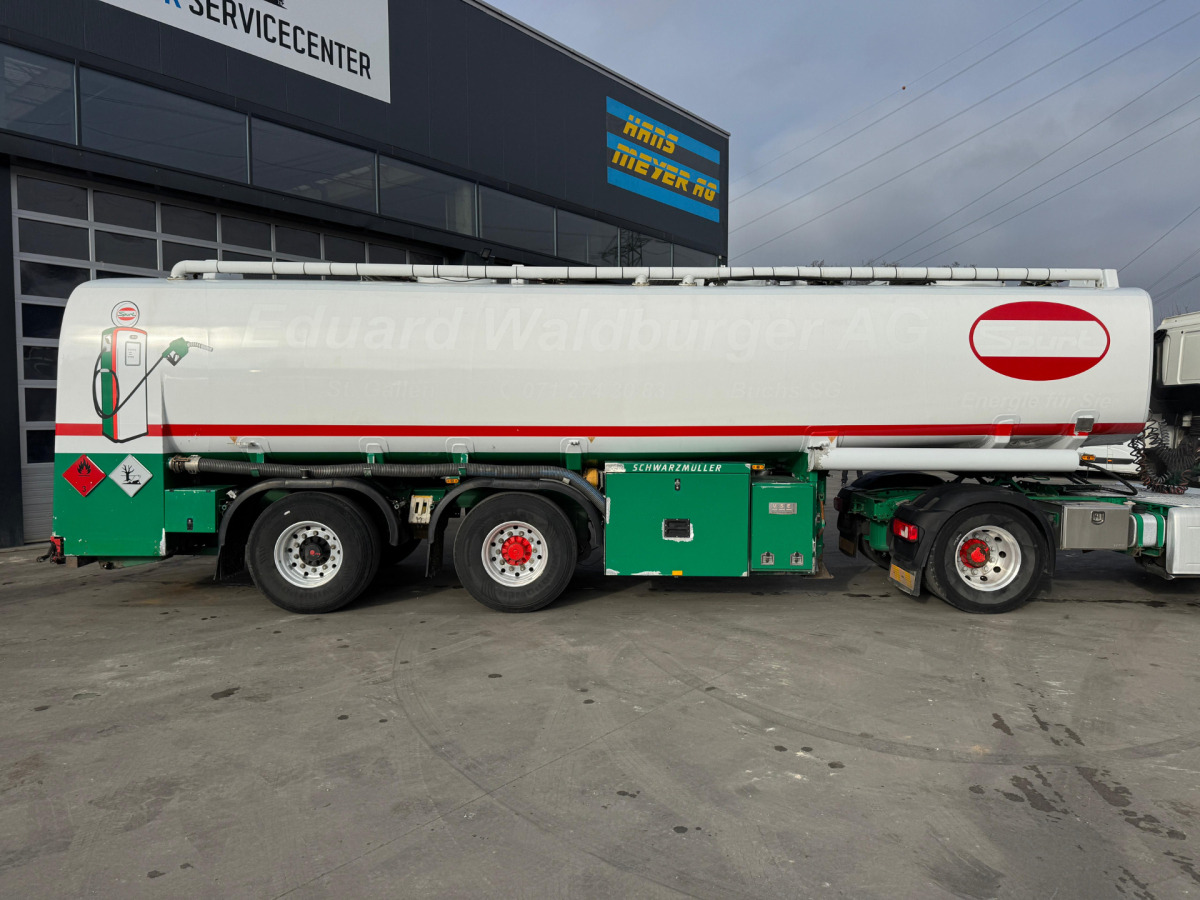 SCHWARZMÜLLER Tank 32'770L 3 Kammern - نصف مقطورة صهريج: صور 3 SCHWARZMÜLLER Tank 32'770L 3 Kammern - نصف مقطورة صهريج: صور 3