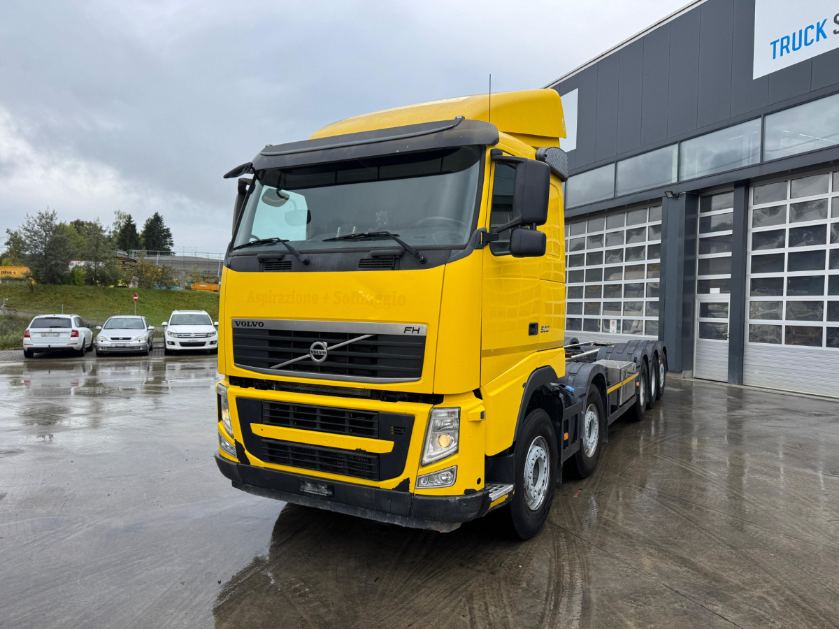 VOLVO FH-500 10x4 - الشاسيه شاحنة: صور 1 VOLVO FH-500 10x4 - الشاسيه شاحنة: صور 1