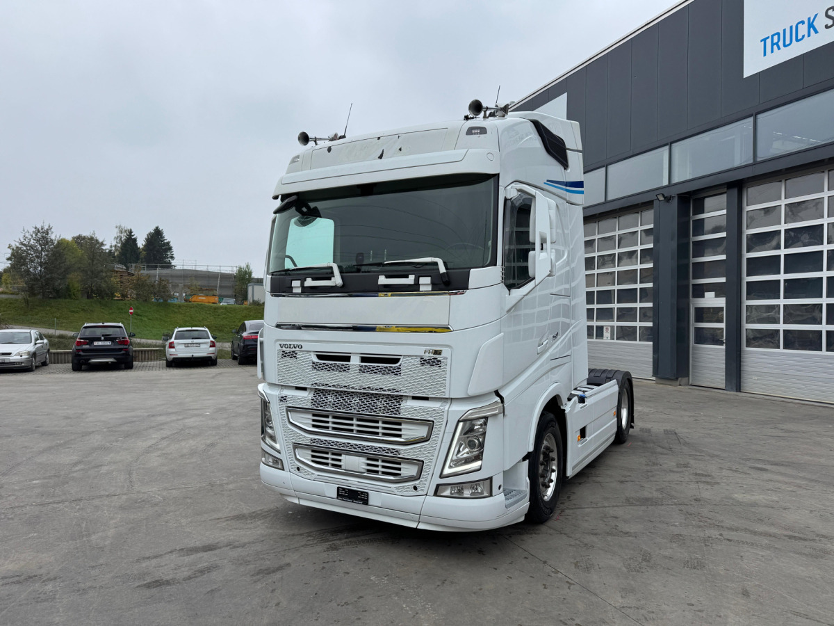 VOLVO FH-500 4x2 - شاحنة جرار: صور 1 VOLVO FH-500 4x2 - شاحنة جرار: صور 1