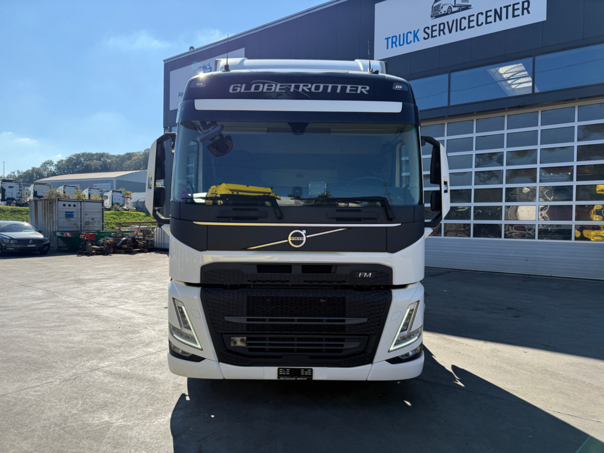 VOLVO FM-460 4x2 - شاحنة جرار: صور 2 VOLVO FM-460 4x2 - شاحنة جرار: صور 2