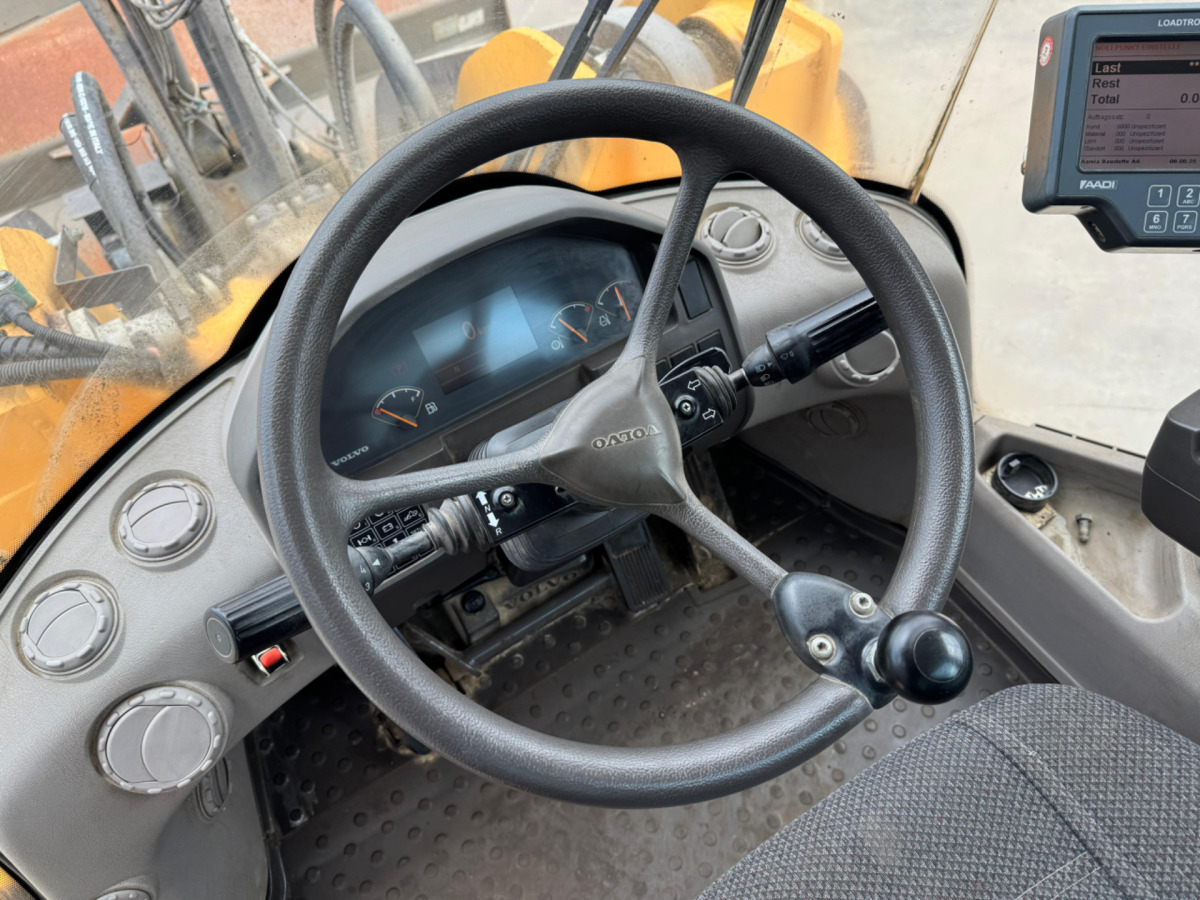VOLVO L180G إيجار VOLVO L180G: صور 18