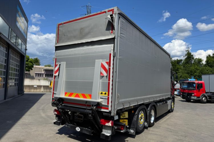 Volvo FH-540 6x2 - شاحنة ستارة: صور 5 Volvo FH-540 6x2 - شاحنة ستارة: صور 5