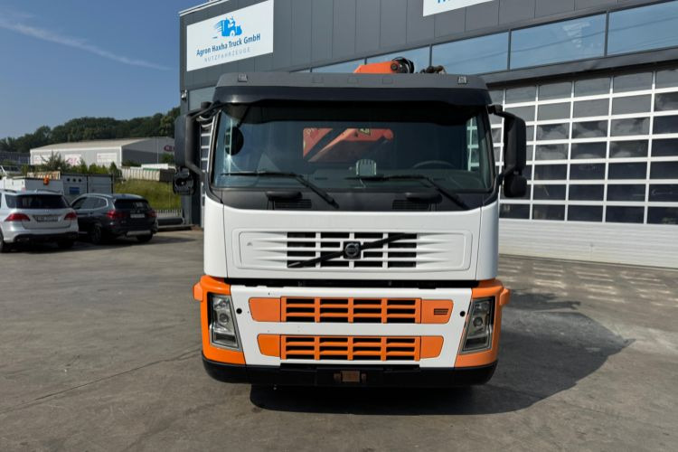 Volvo FM-300 4x2 Palfinger 16502-5 - شاحنة كرين: صور 3 Volvo FM-300 4x2 Palfinger 16502-5 - شاحنة كرين: صور 3