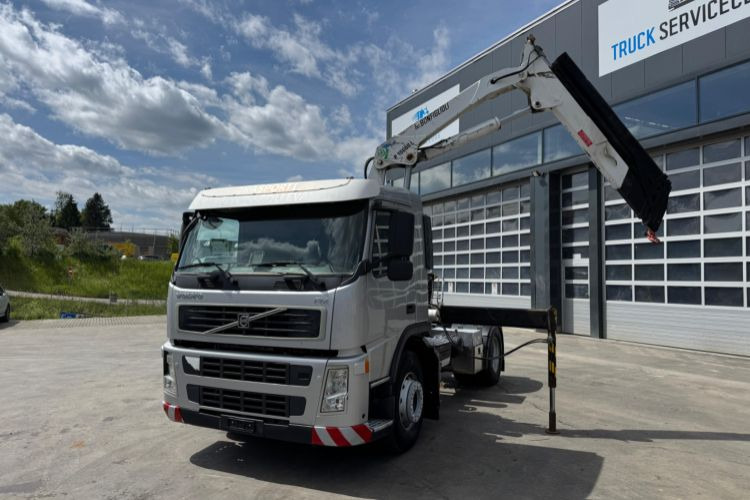 Volvo FM-400 4x2 Bonfiglioli 15000-4 - شاحنة كرين: صور 1 Volvo FM-400 4x2 Bonfiglioli 15000-4 - شاحنة كرين: صور 1